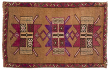 Vintage Turkish Rug Dantina
