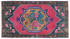 Vintage Turkish Rug Stefanina