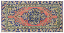 Vintage Turkish Rug Bruneta