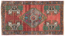 Vintage Turkish Rug Ornolfur