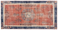 Vintage Distressed Rug Ignacas