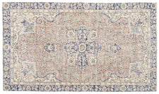 Vintage Distressed Rug Arist