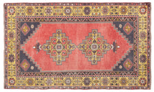 Vintage Turkish Rug Kino