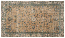 Vintage Distressed Rug Melaina