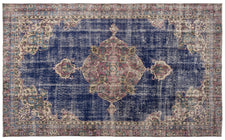 Vintage Distressed Rug Shidelis