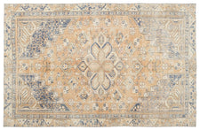 Vintage Distressed Rug Camilo