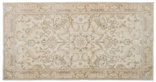 Vintage Distressed Rug Yumanea