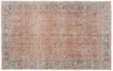 Vintage Distressed Rug Imizael
