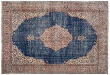 Vintage Distressed Rug Janiah
