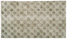 Vintage Distressed Rug Prokles