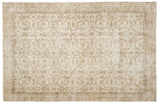 Vintage Distressed Rug Aponne