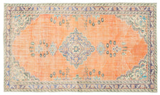 Vintage Distressed Rug Dogukan