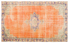 Vintage Distressed Rug Modestina