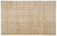 Vintage Distressed Rug Damanthe