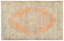 Vintage Distressed Rug Kort