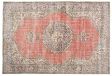 Vintage Distressed Rug Guleser